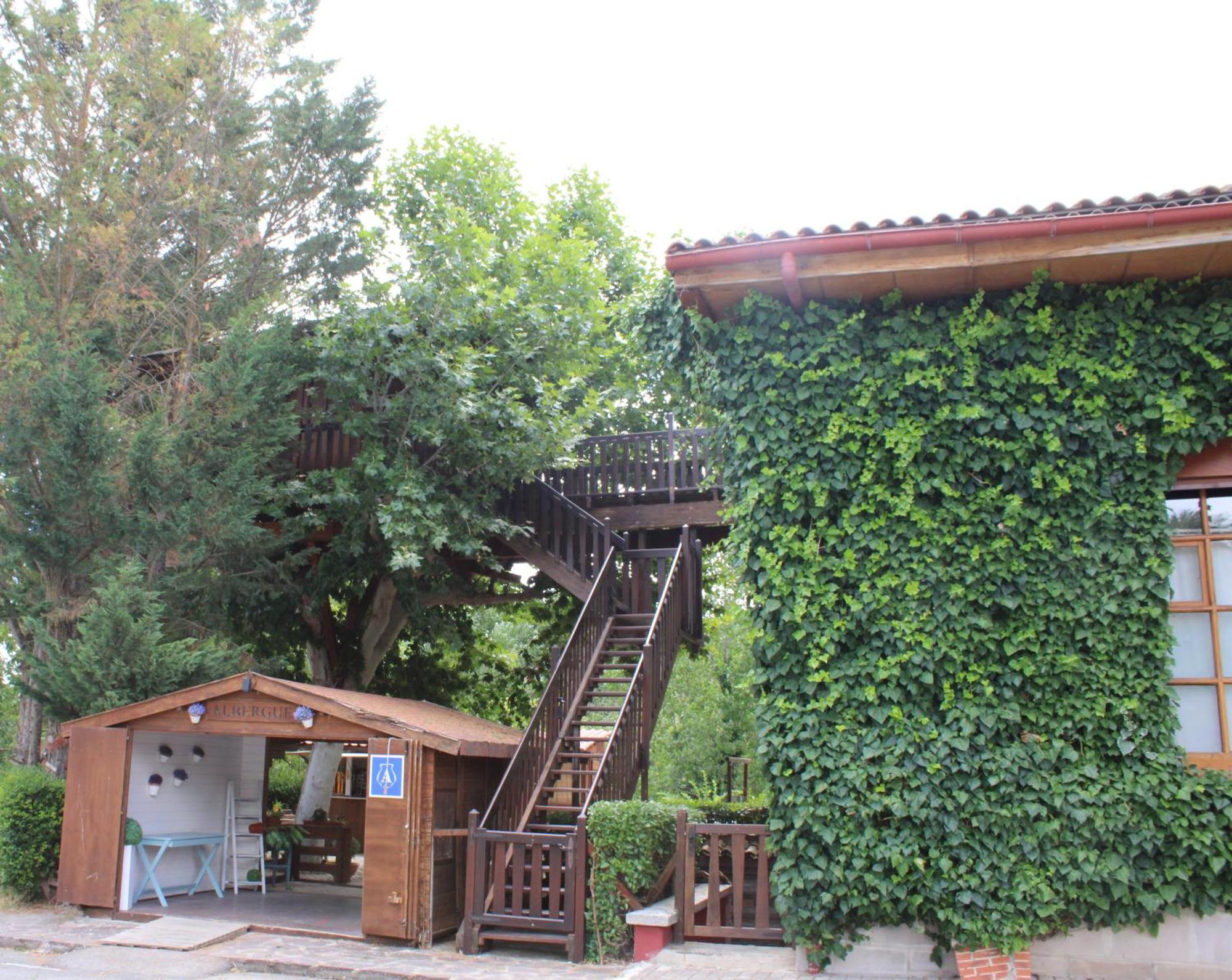 Hotel Jakue Puente La Reina Bagian luar foto