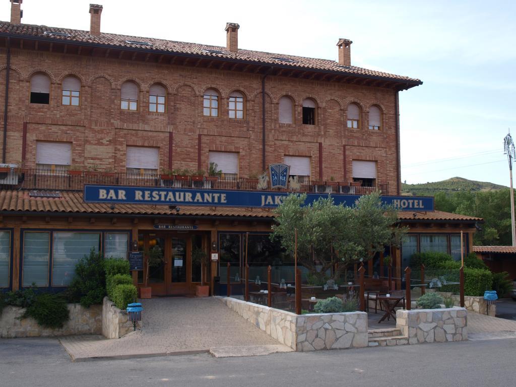 Hotel Jakue Puente La Reina Bagian luar foto